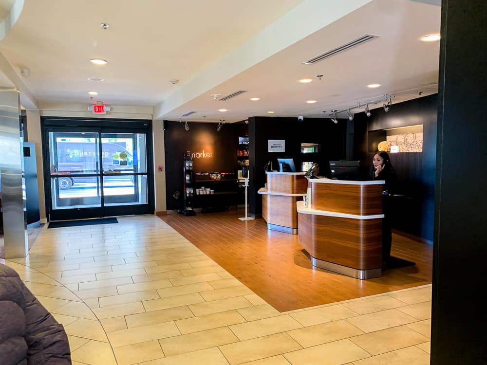 Courtyard SFO Airport 13