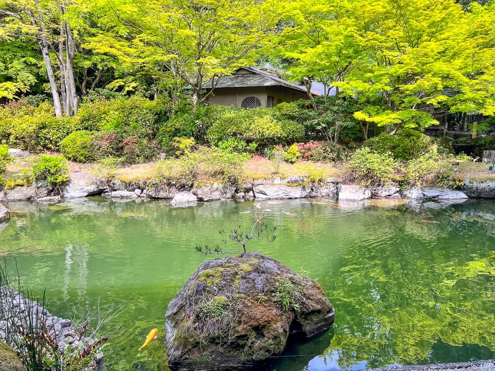 The Prince Kyoto Takaragaike, Autograph Collection