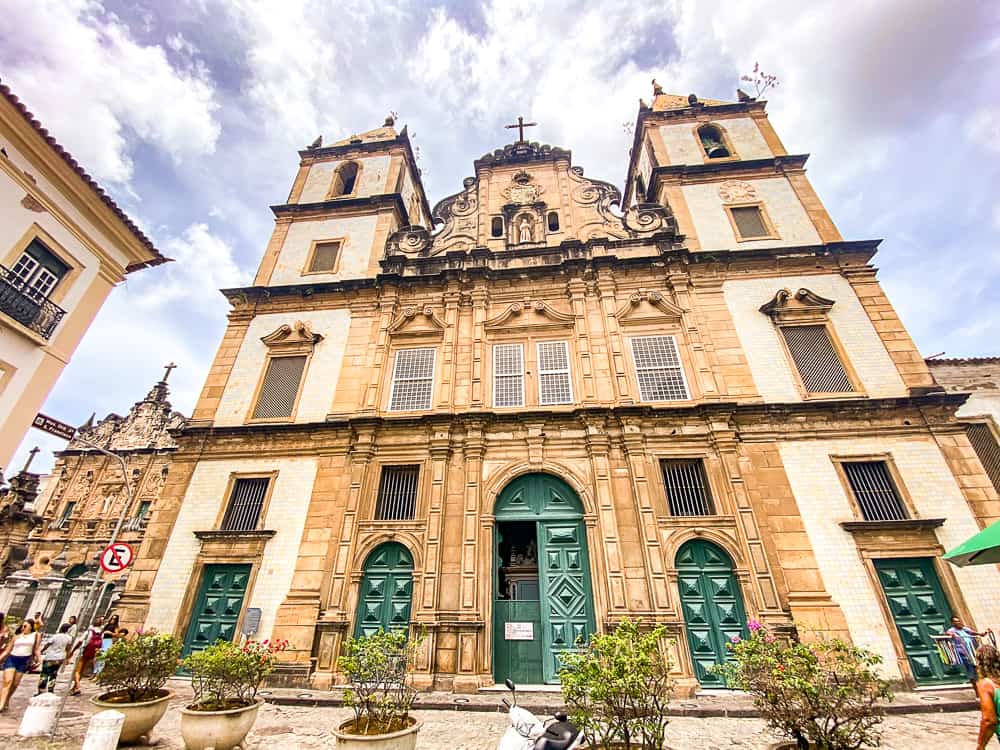 14 Église de Saint François