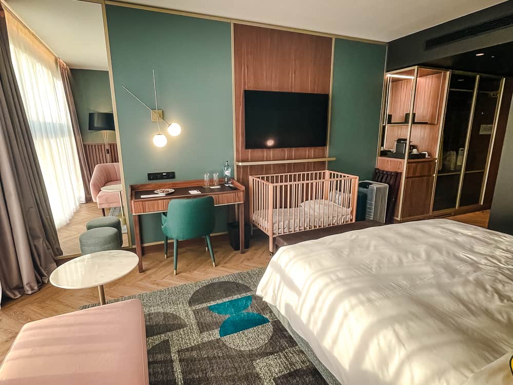 Hotel Renaissance Porto Lapa Mathieu Legault 02