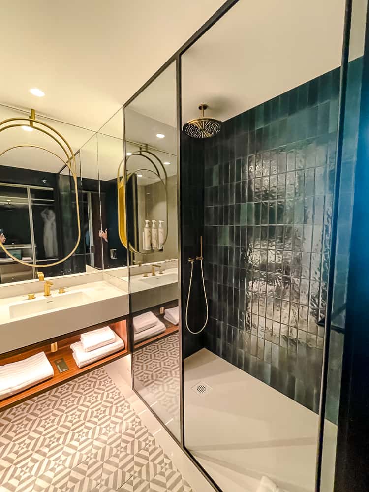 Hotel Renaissance Porto Lapa Mathieu Legault 09