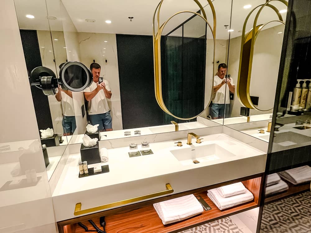 Hotel Renaissance Porto Lapa Mathieu Legault 11