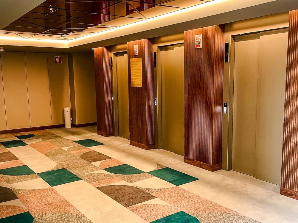 Hotel Renaissance Porto Lapa Mathieu Legault 12