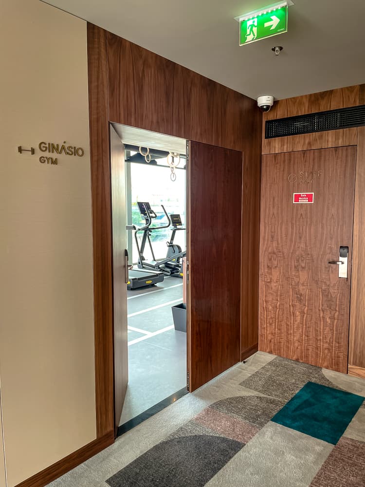 Hotel Renaissance Porto Lapa Mathieu Legault 30