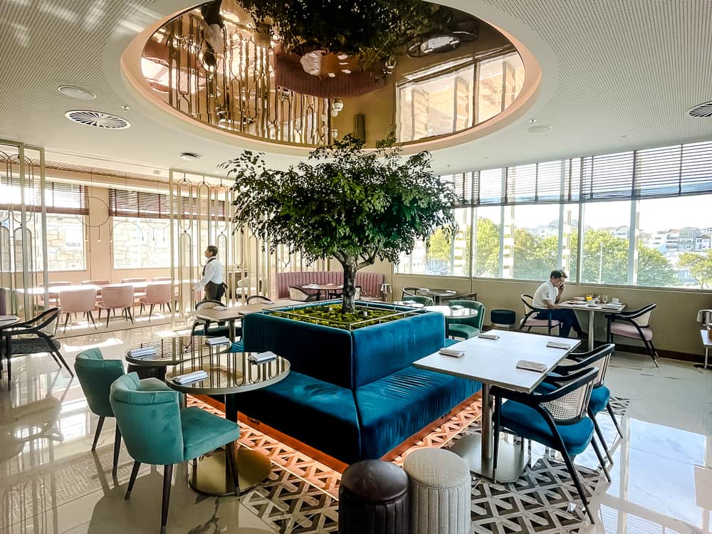 Hotel Renaissance Porto Lapa Mathieu Legault 40