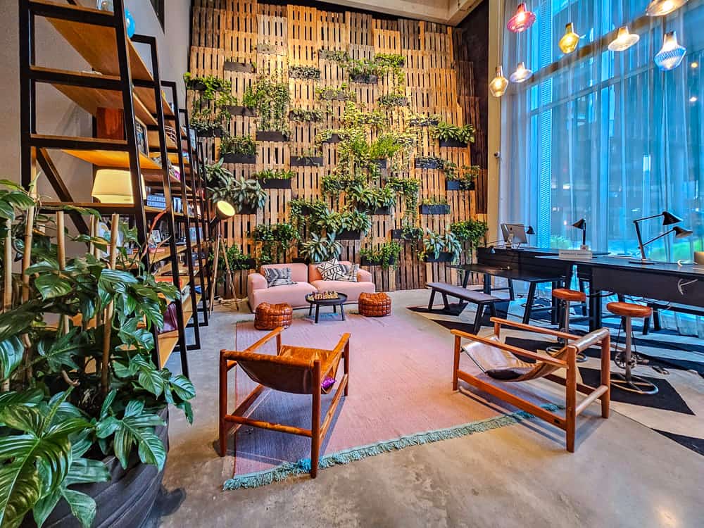 Moxy Amsterdam Houthavens Lobby 02