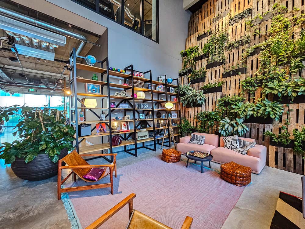 Moxy Amsterdam Houthavens Lobby 03