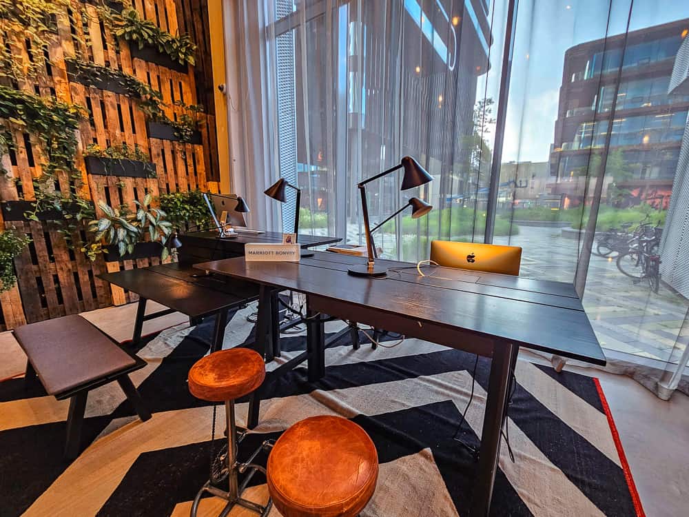 Moxy Amsterdam Houthavens Lobby 04