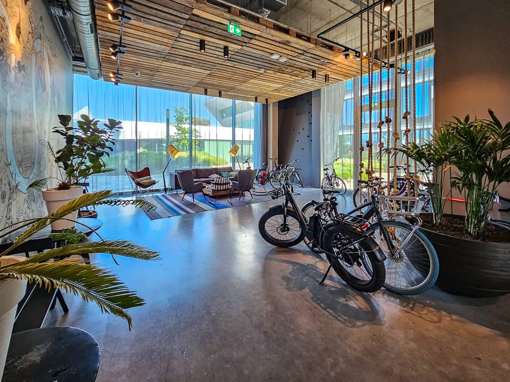 Moxy Amsterdam Houthavens Lobby 11