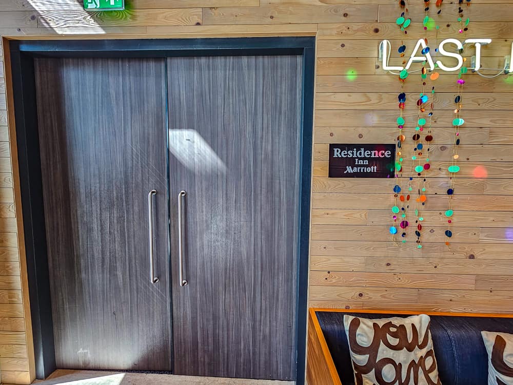 Moxy Amsterdam Houthavens Lobby 18