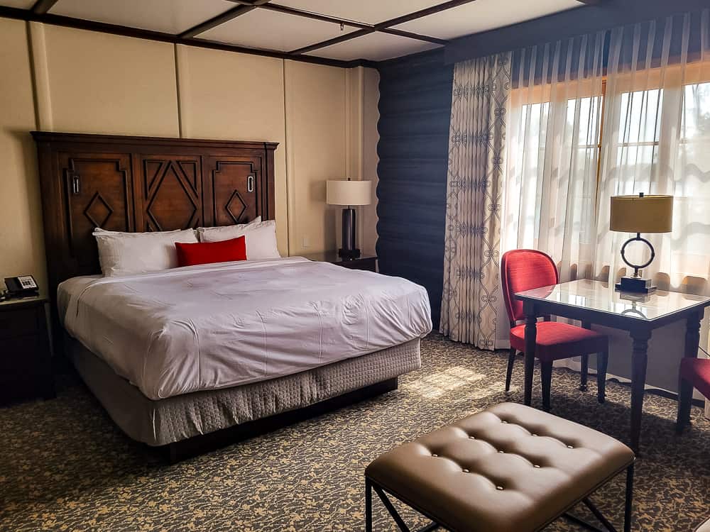 Fairmont Le Château Montebello QC Crédit David chambre 1