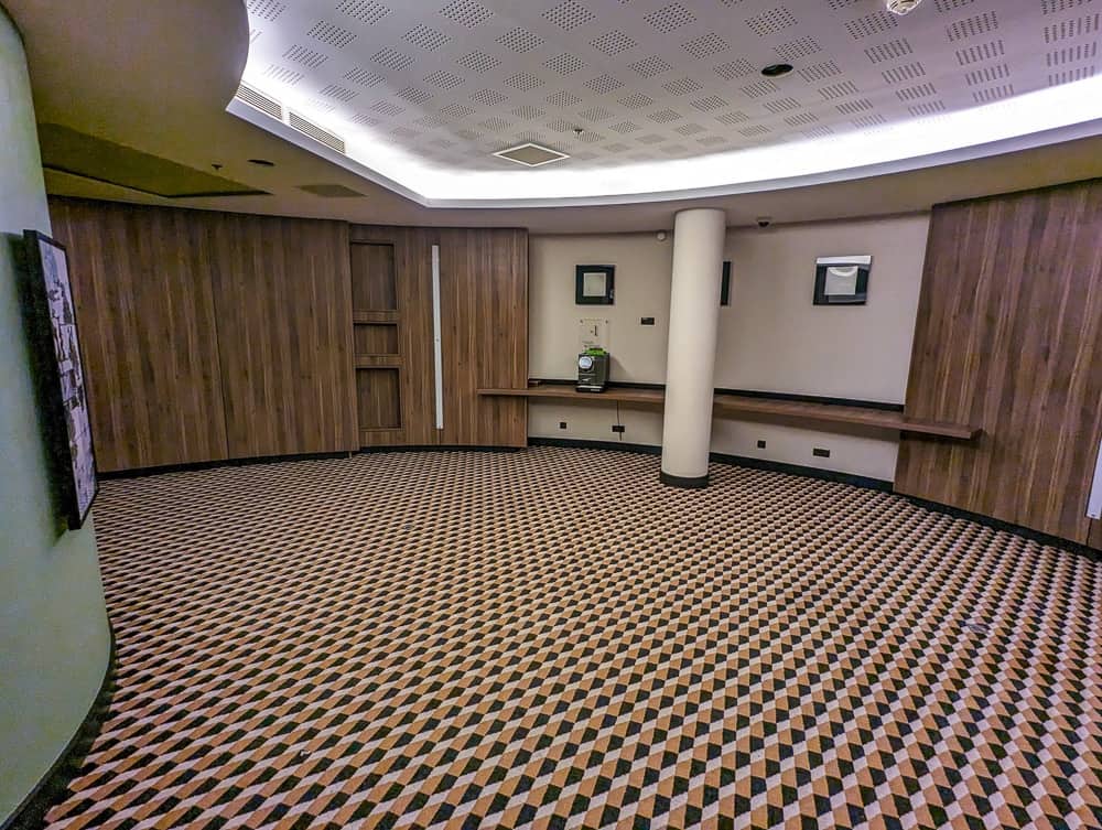 Parchamp Paris Boulogne a Tribute Portfolio 070