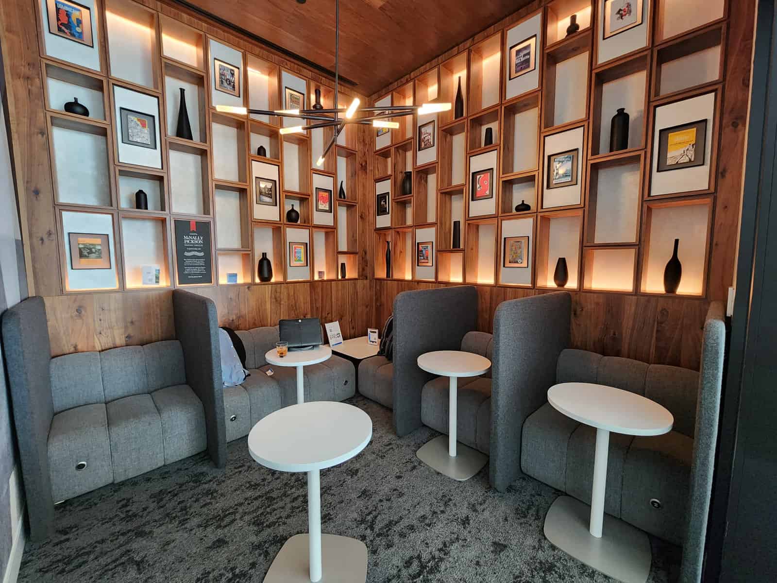 Centurion Lounge LGA - The Study