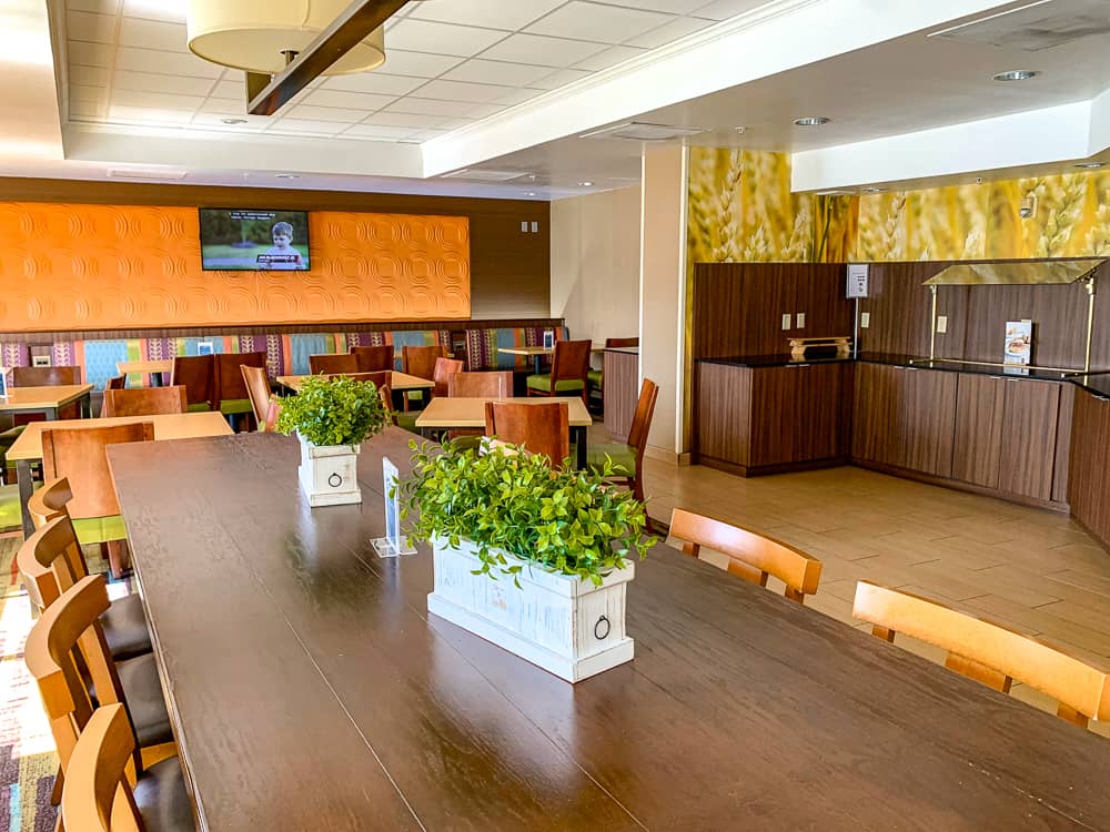 Fairfield Inn & Suites near Universal Studios