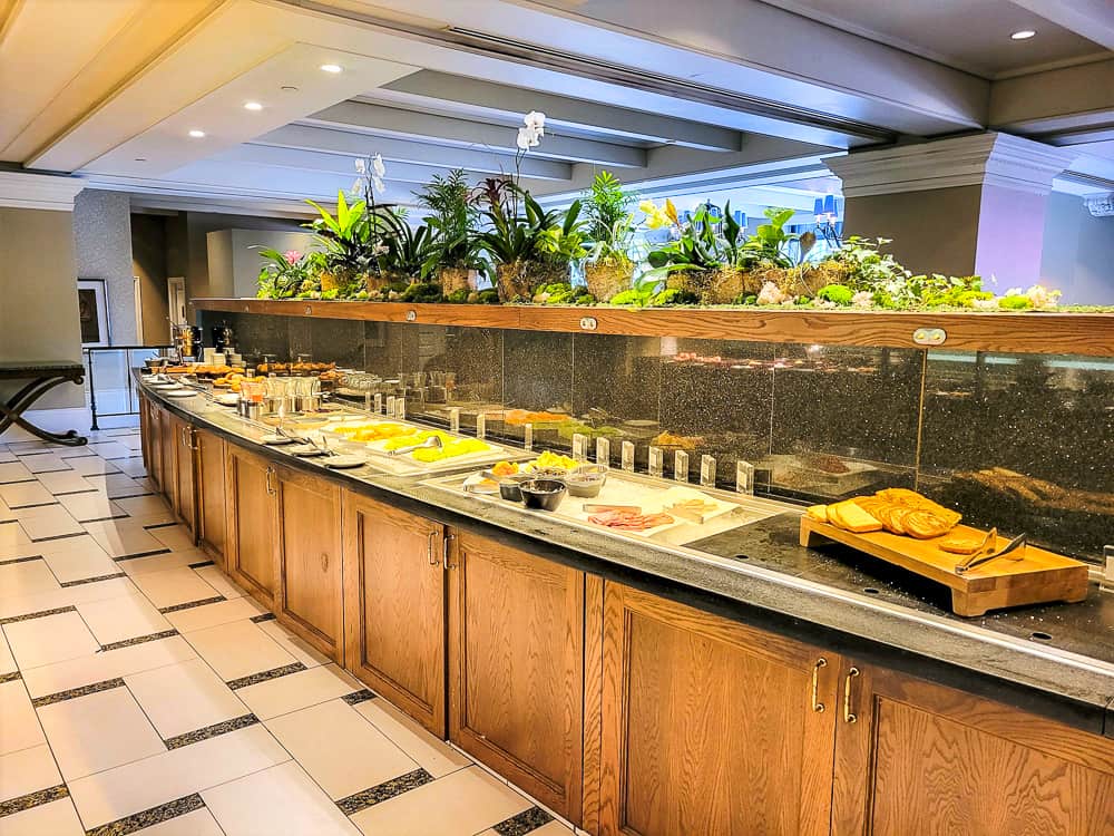 Fairmont Château Laurier la terrasse 4x