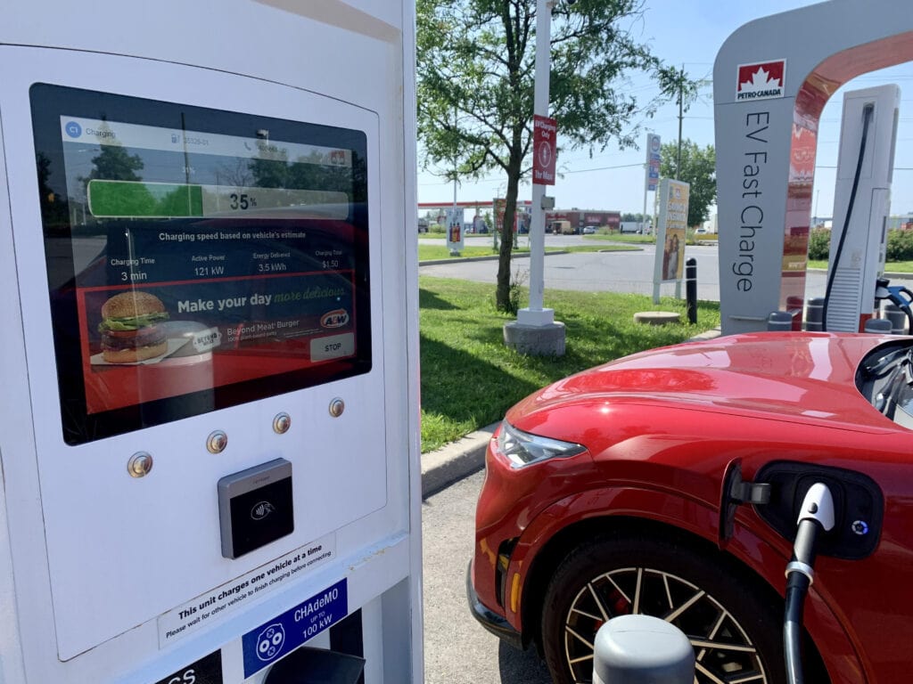 borne recharge canada