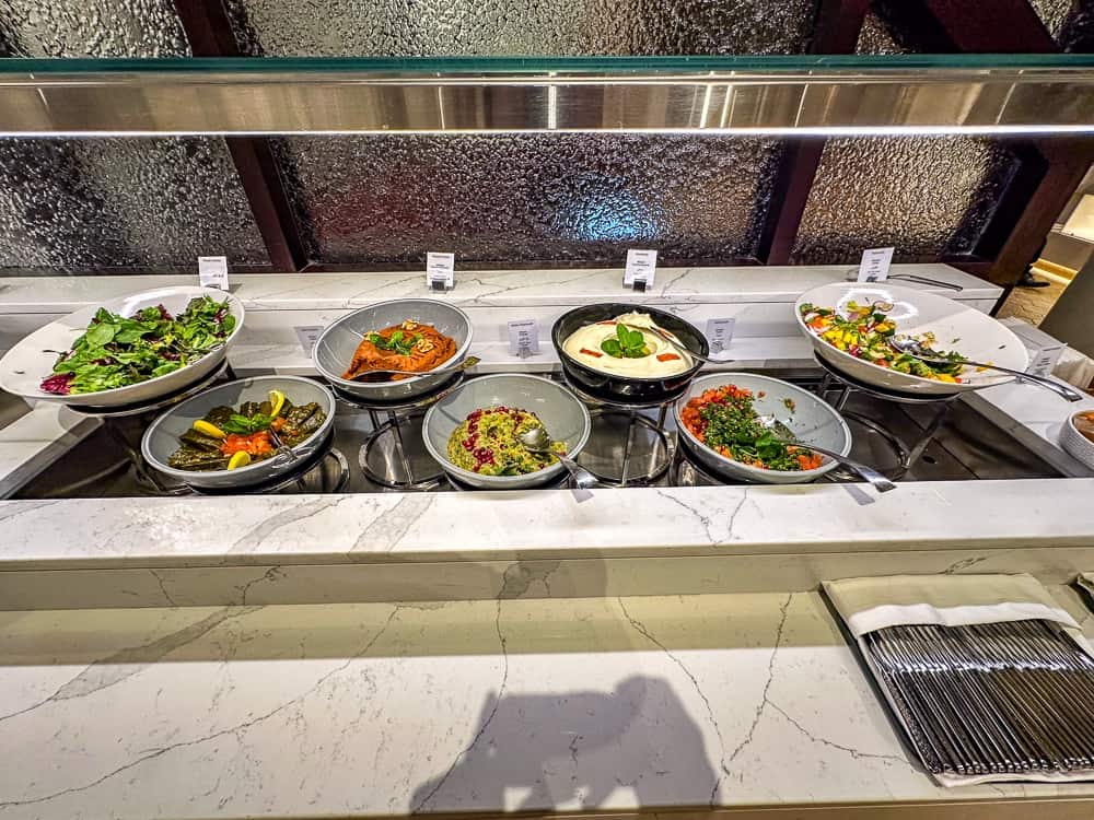 Etihad Business Lounge - Abu Dhabi