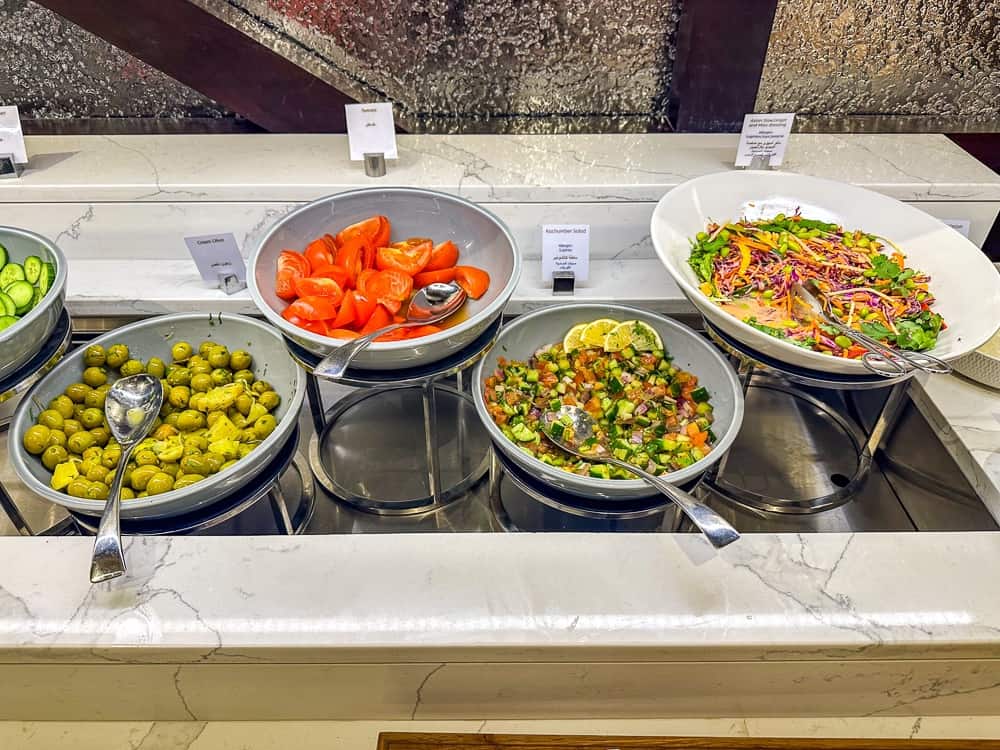 Etihad Business Lounge - Abu Dhabi