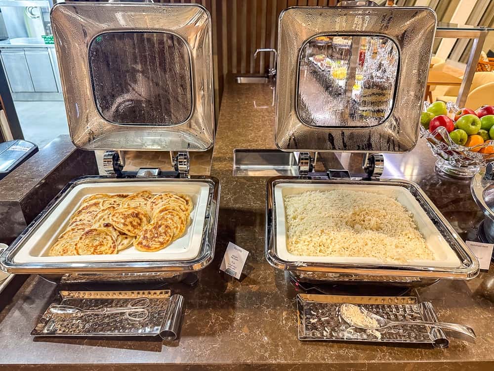 Etihad Business Lounge - Abu Dhabi