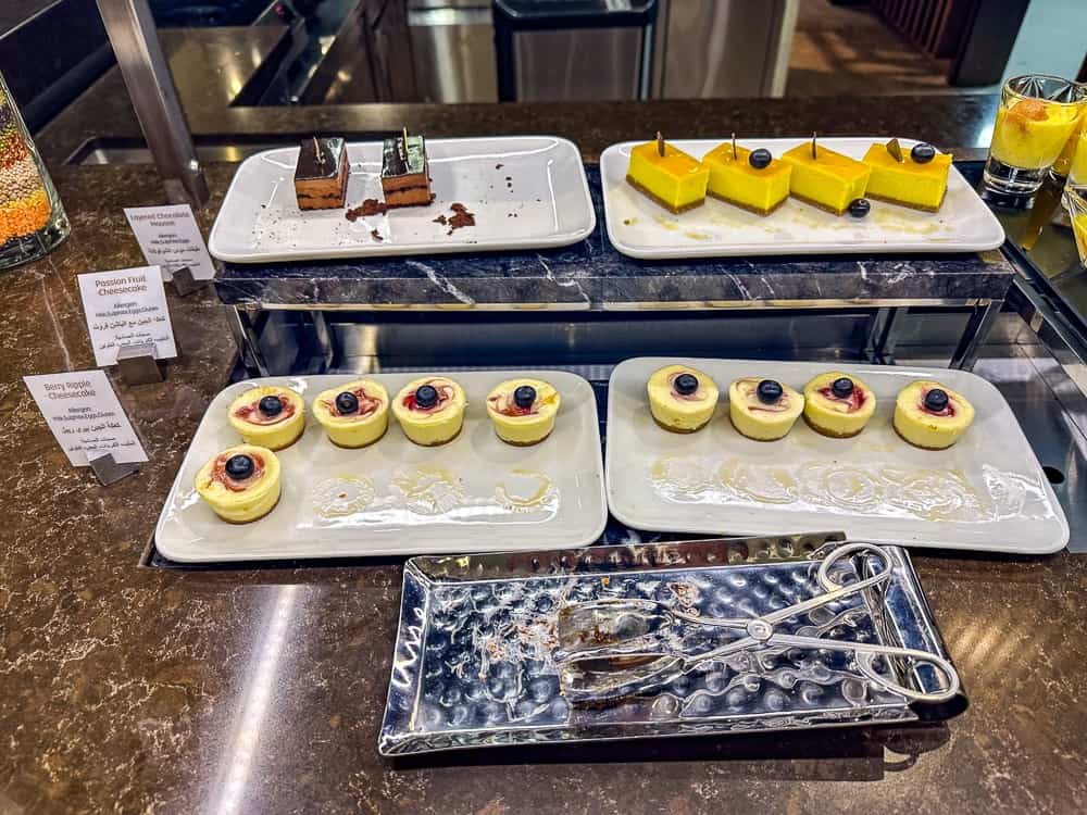 Etihad Business Lounge - Abu Dhabi