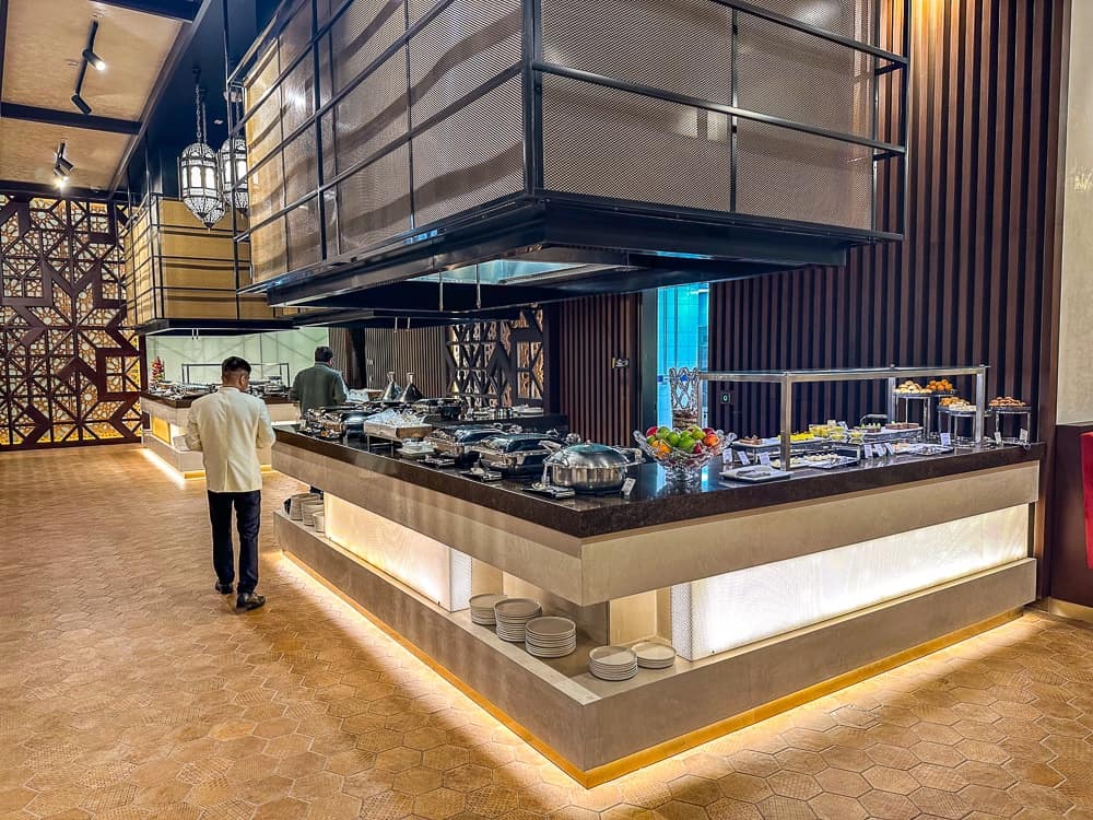 Etihad Business Lounge - Abu Dhabi