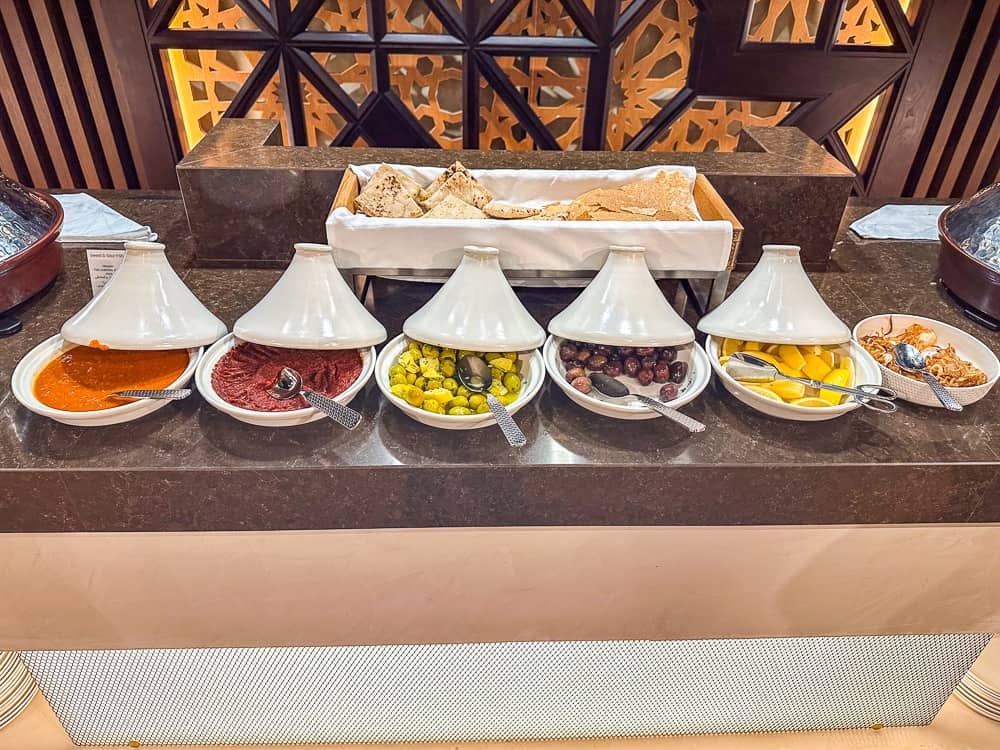 Etihad Business Lounge - Abu Dhabi