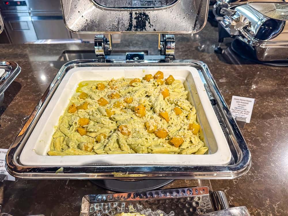 Etihad Business Lounge - Abu Dhabi