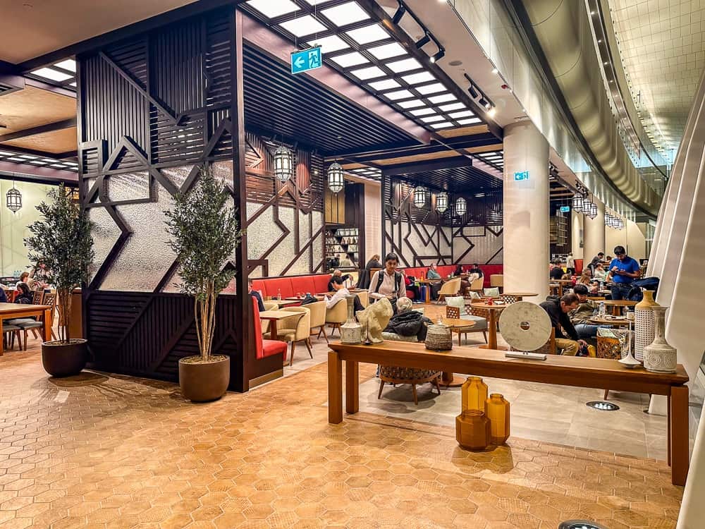 Etihad Business Lounge - Abu Dhabi