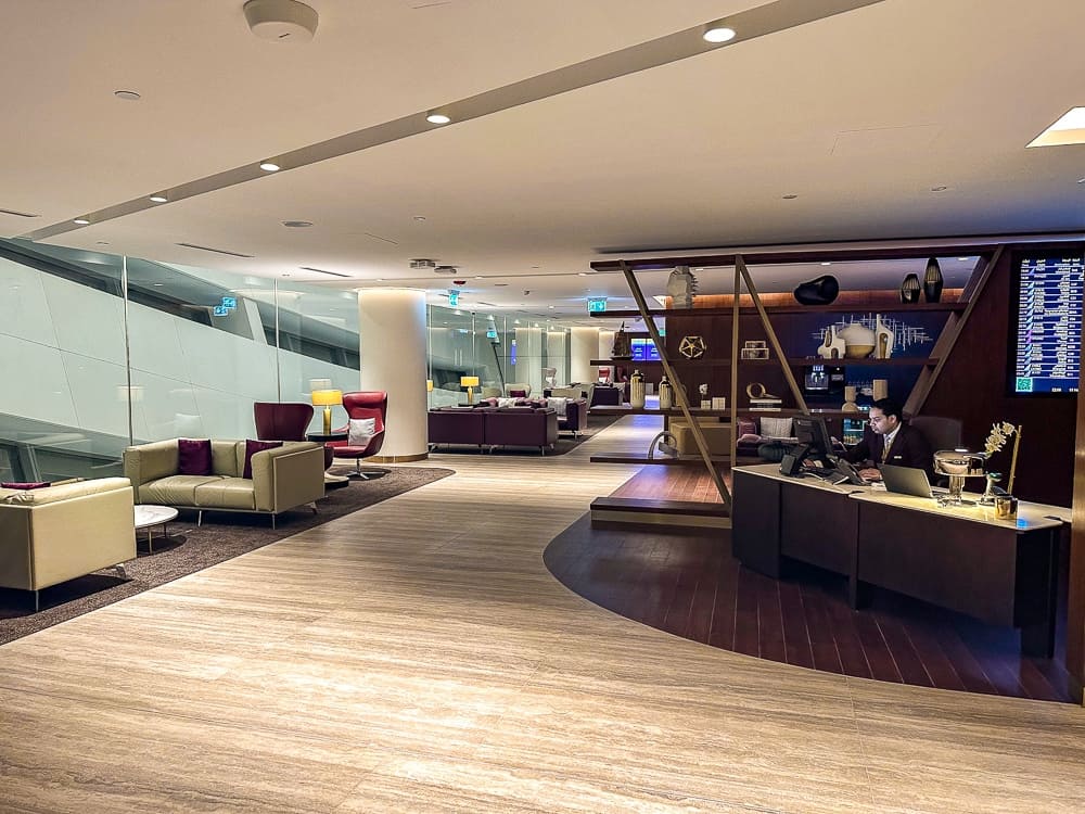 Etihad Business Lounge - Abu Dhabi