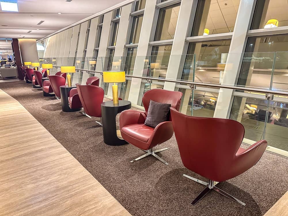 Etihad Business Lounge - Abu Dhabi