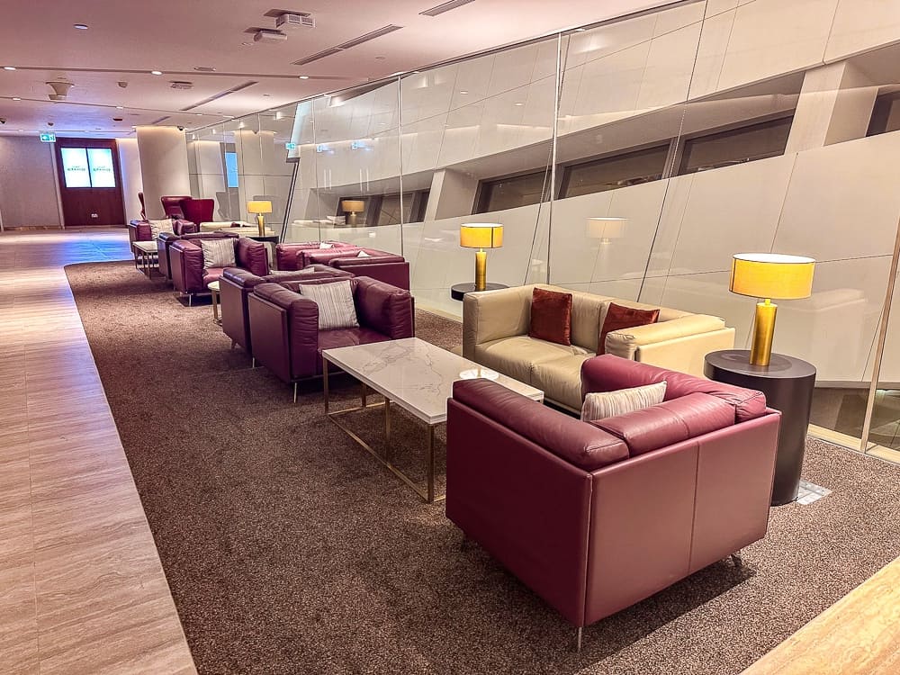 Etihad Business Lounge - Abu Dhabi