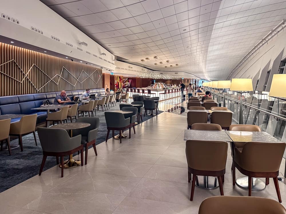 Etihad Business Lounge - Abu Dhabi