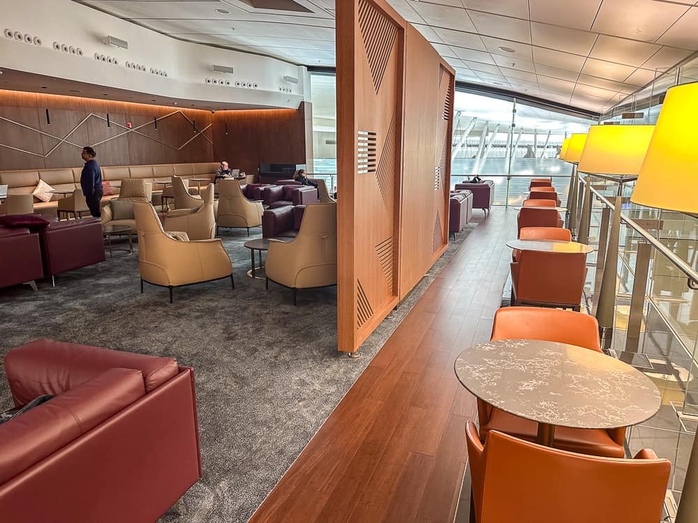 Etihad Business Lounge - Abu Dhabi