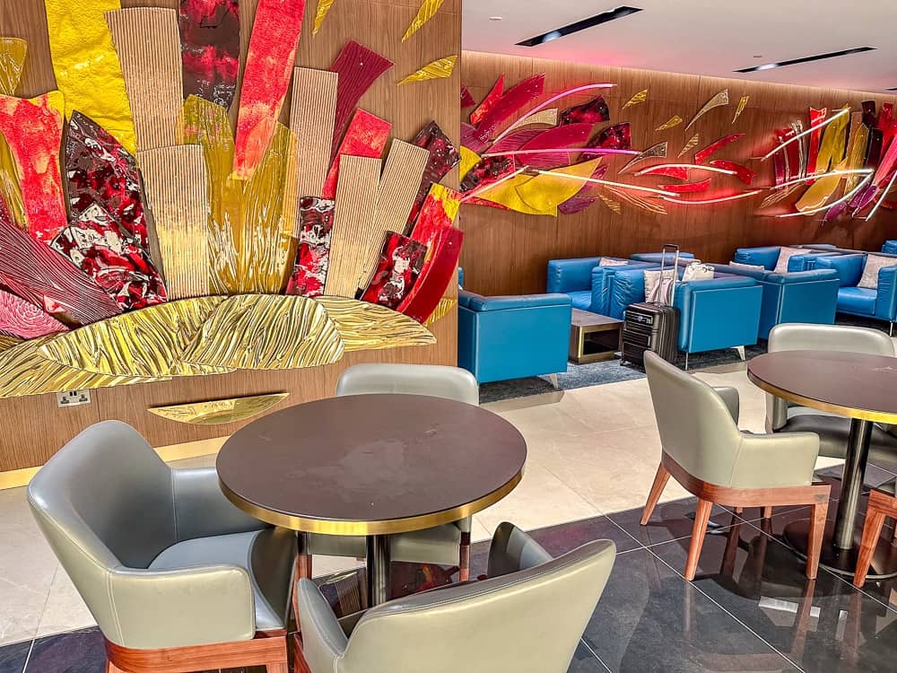 Etihad Business Lounge - Abu Dhabi