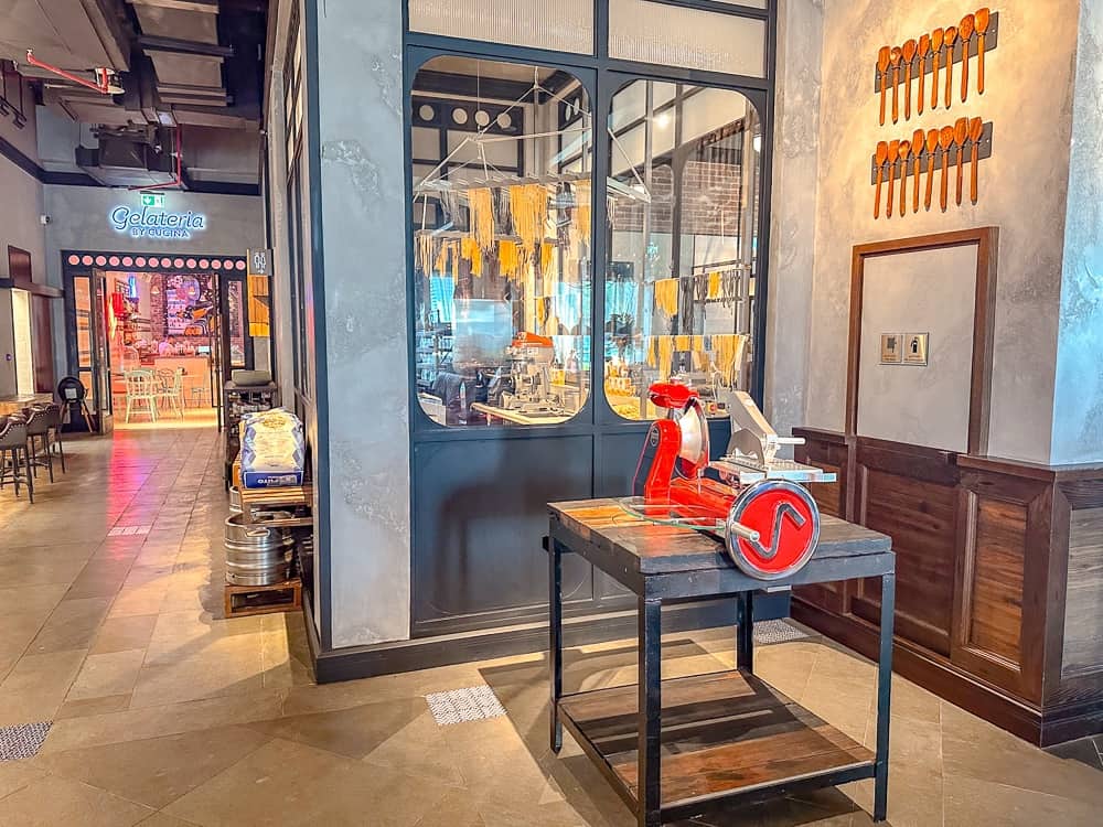 Dubai Marriott Resort Palm 074