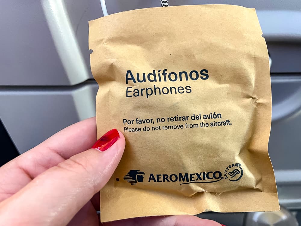 Ecouteurs fournis - Crédit Maude Carrier