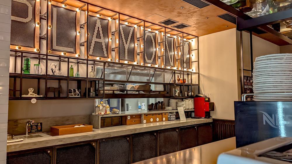 Moxy Osaka Shin Umeda 05