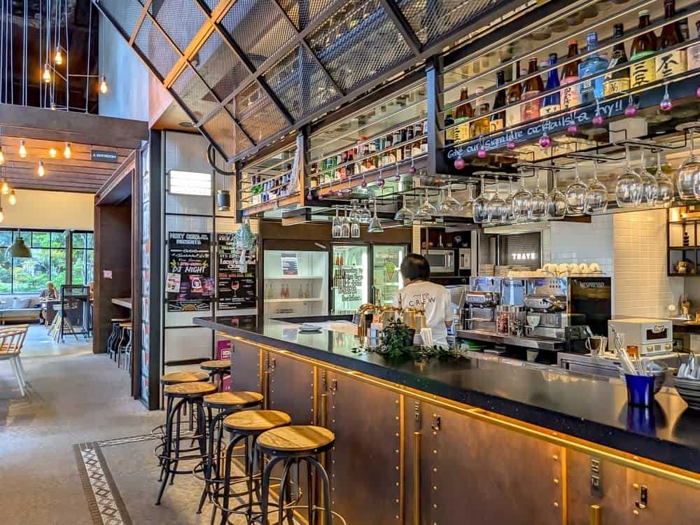 Moxy Osaka Shin Umeda 57