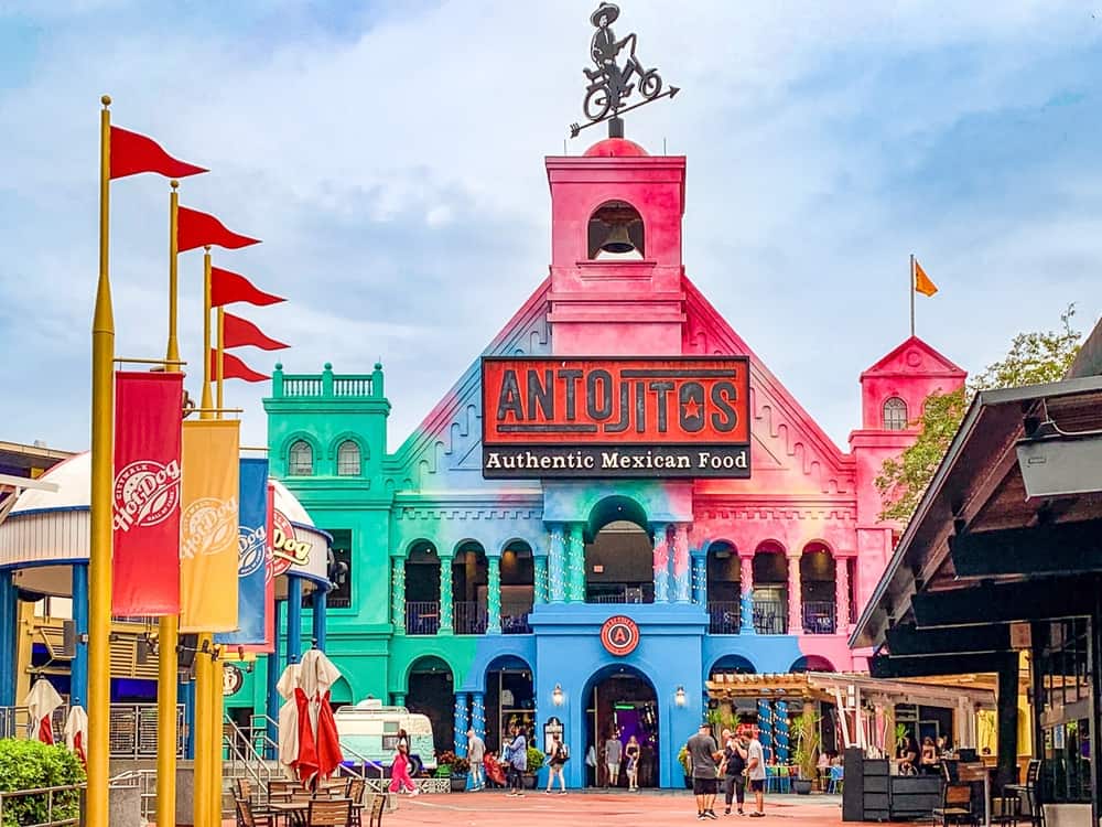 Universal City Walk 12