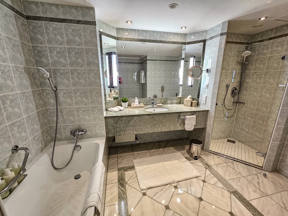 JW Marriott Bucharest Grand Hotel Chambre 18