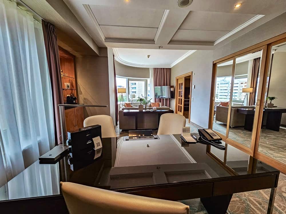 JW Marriott Bucharest Grand Hotel Chambre 3