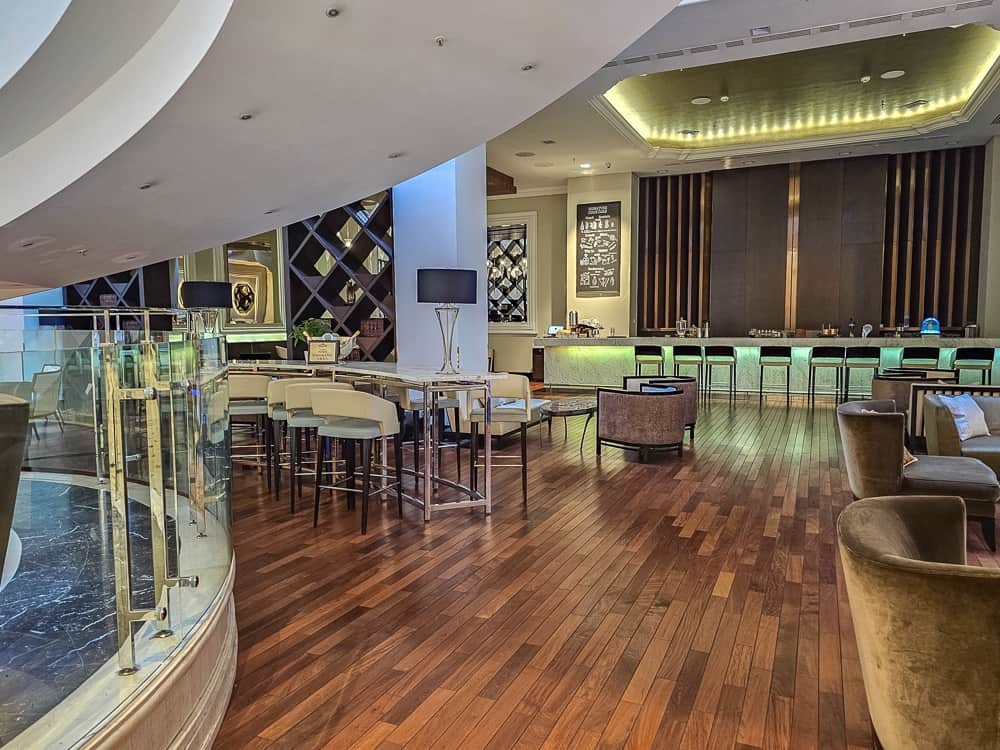 JW Marriott Bucharest Grand Hotel Lobby devant hôtel 18