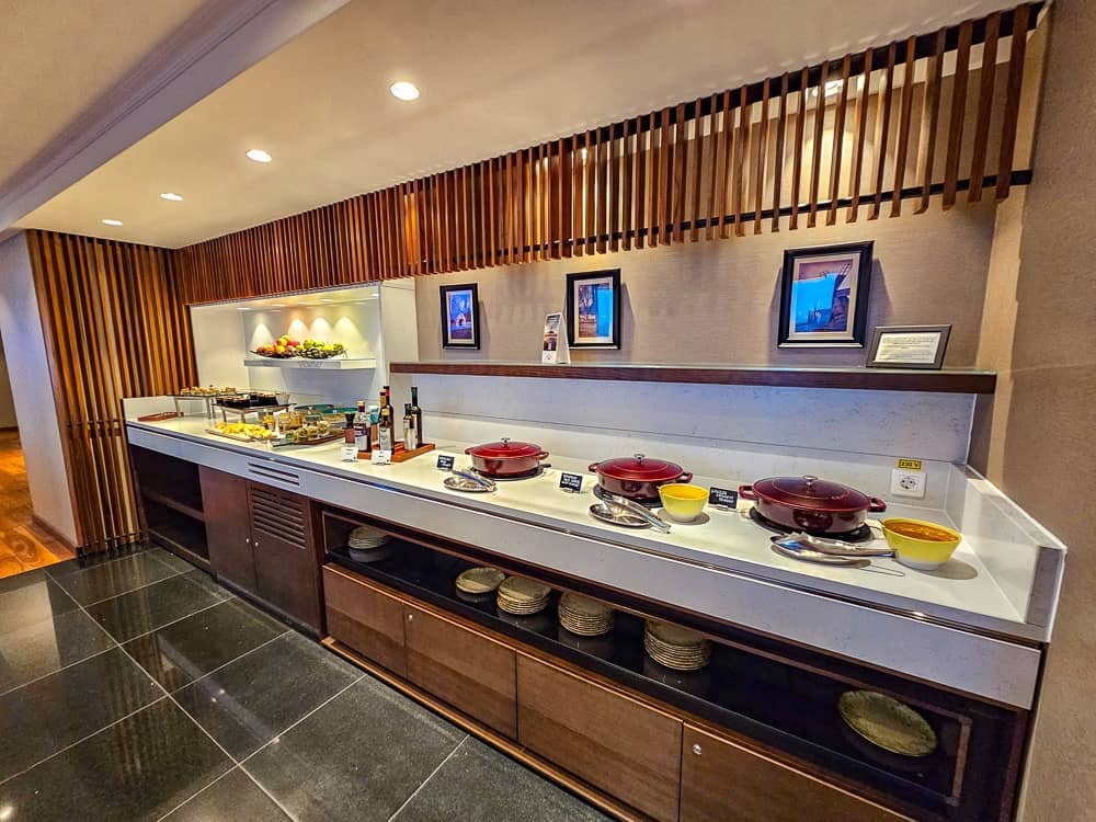 JW Marriott Bucharest Grand Hotel Lounge 2