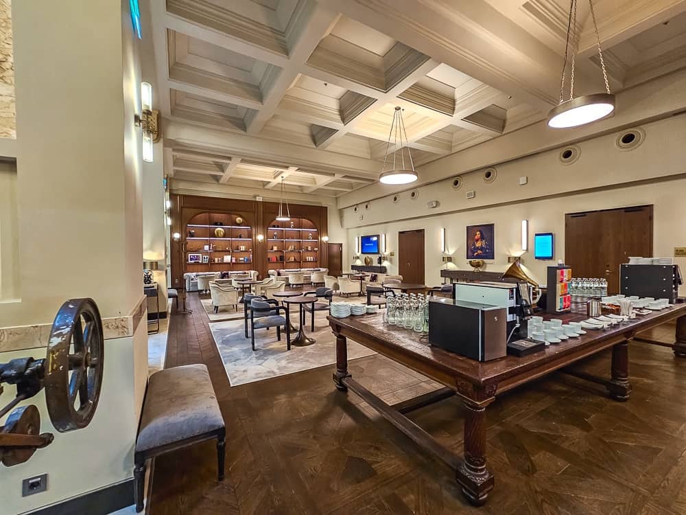 The Marmorosch Bucharest, Autograph Collection MBB Coffee corner1