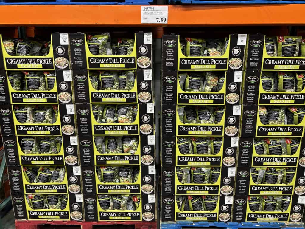 Salade crémeuse aux cornichons à l’aneth Taylor Farms