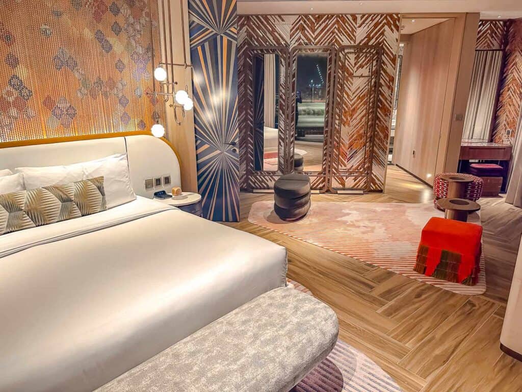 W Dubai Mina Seyahi featured