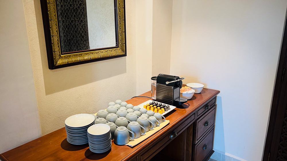 Al Wathba Luxury Collection 014 Business centre