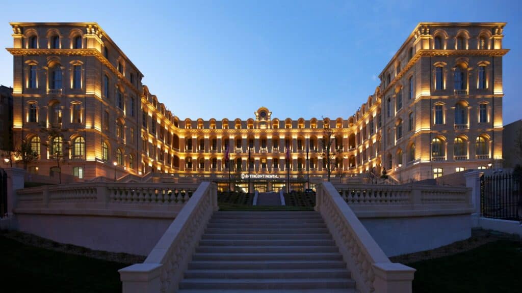 Intercontinental-Marseille-Hotel-Dieu