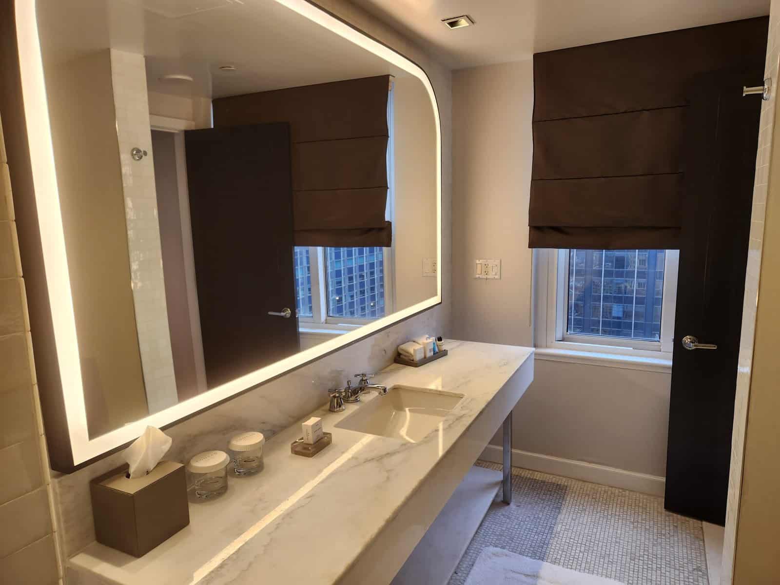 Room Bathroom 2