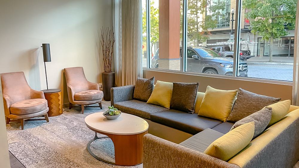 Courtyard by Marriott Nanaimo 01